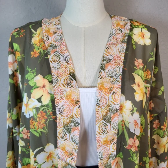 CATO Olive Green and Peach Floral Kimono - Plus Size 22/24W or 3X - Picture 6 of 10